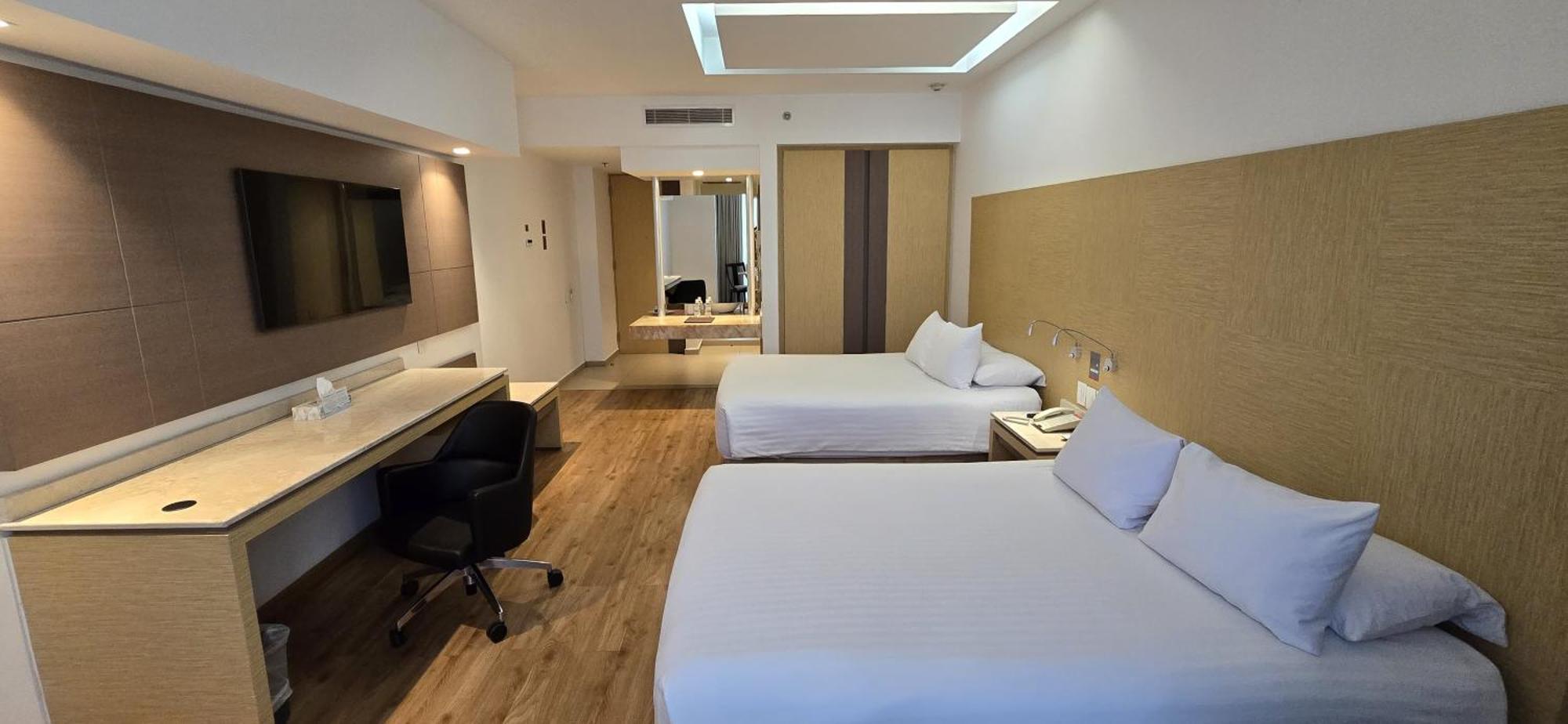 Ramada By Wyndham Mexico City Santa Fe Eksteriør bilde