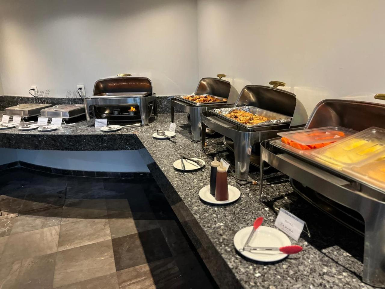 Ramada By Wyndham Mexico City Santa Fe Eksteriør bilde